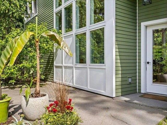 House for sale in Hinesburg, Vermont