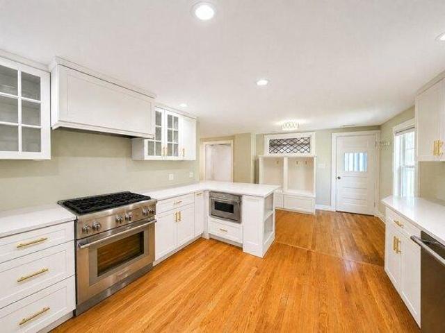 House for sale in Crow Point, Hingham