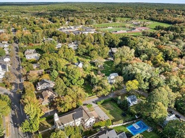 House for sale in Hingham Center, Hingham