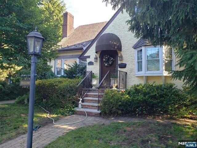 House for sale in Ho Ho Kus, New Jersey