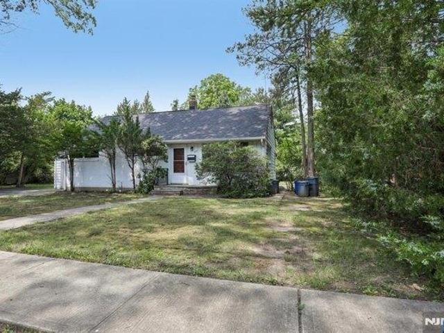 House for sale in Ho Ho Kus, New Jersey