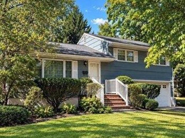 House for sale in Northeast Ridgewood, Ho-Ho-Kus
