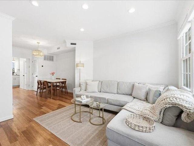 House for sale in Hudson, New Jersey