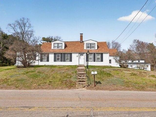 House for sale in Holbrook, Massachusetts