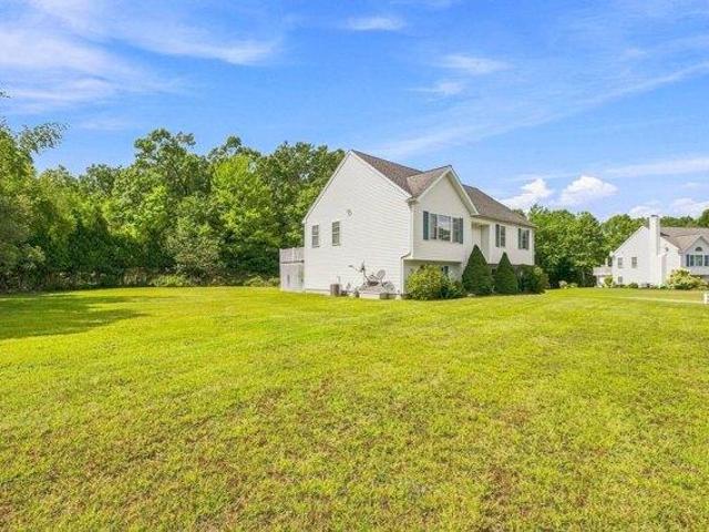 House for sale in Brookville, Holbrook