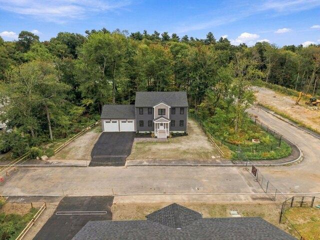 House for sale in Holbrook, Norfolk County
