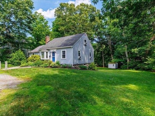 House for sale in Holden, Massachusetts