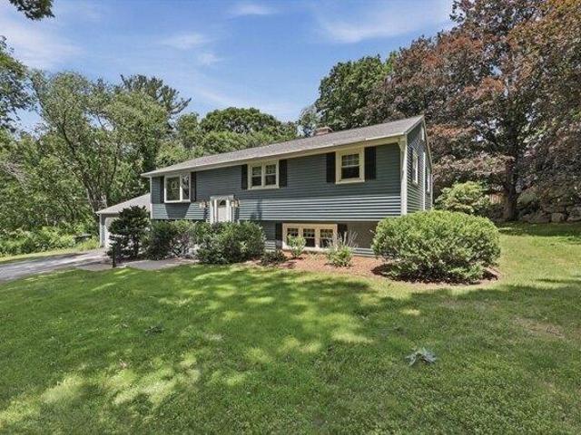 House for sale in Holden, Massachusetts