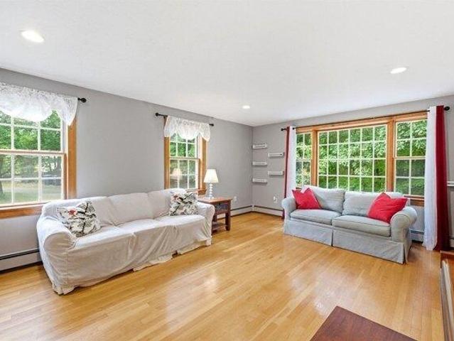 House for sale in Holden, Massachusetts