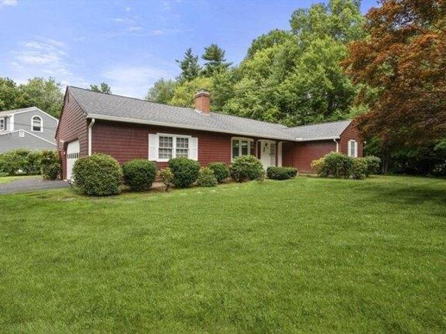 House for sale in Holden, Massachusetts