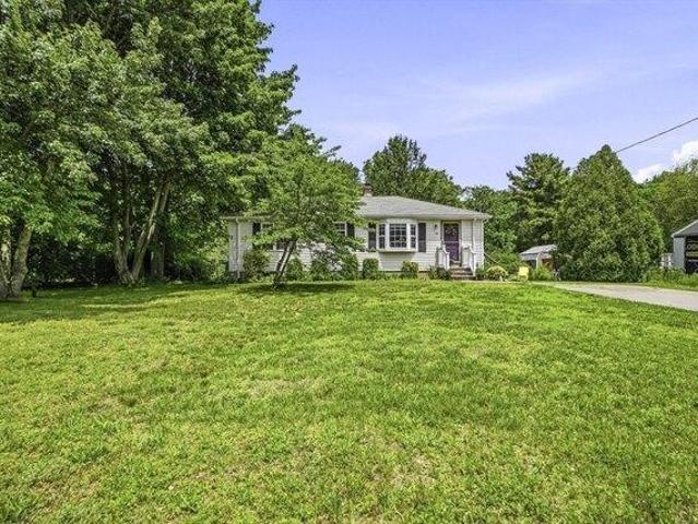 House for sale in Holliston, Massachusetts