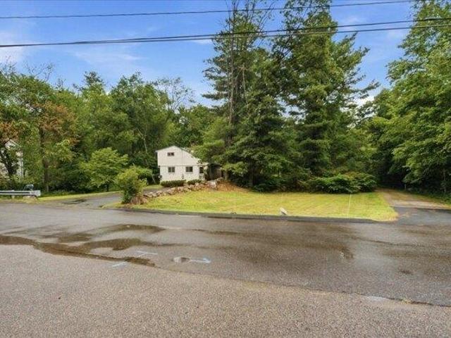 House for sale in Holliston, Massachusetts