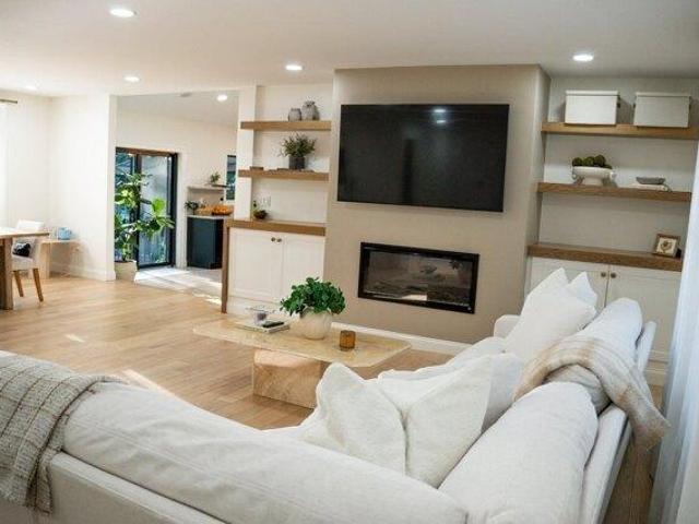House for sale in Gooch Corners, Holliston