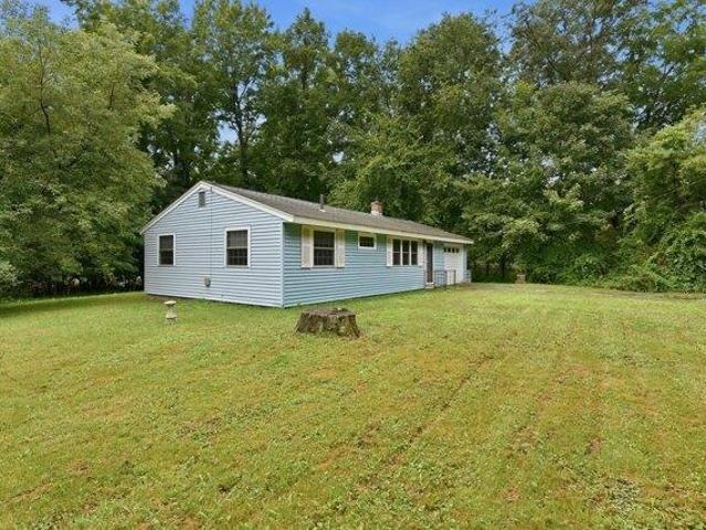 House for sale in Holliston, Middlesex County