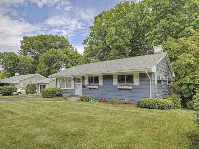 House for sale in Elmwood, Holyoke