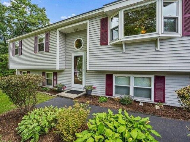 House for sale in South Hooksett, Hooksett