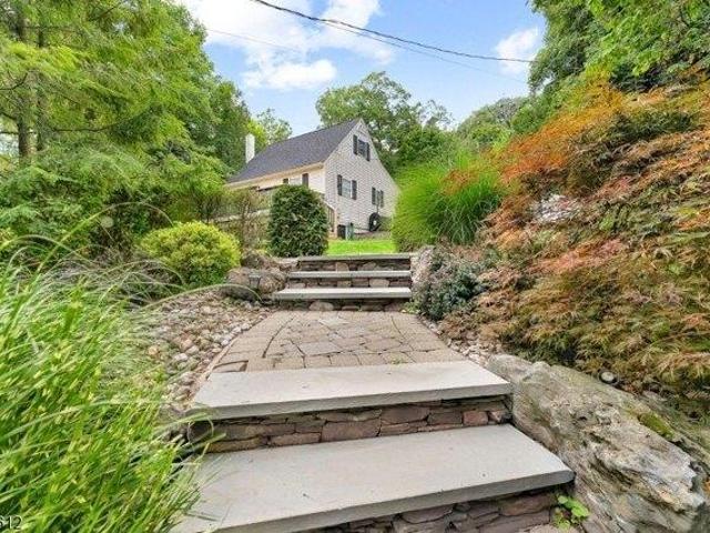 House for sale in Glasser, New Jersey