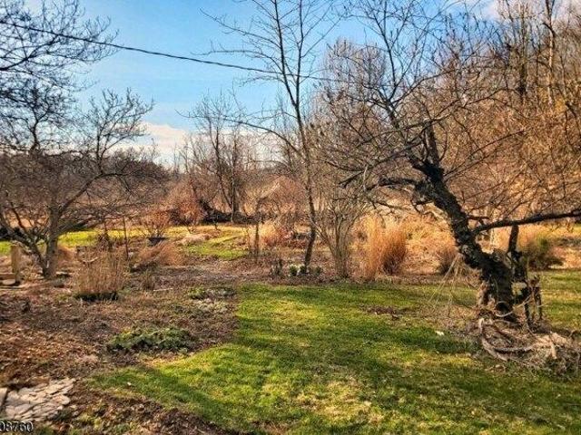 House for sale in Hope, New Jersey