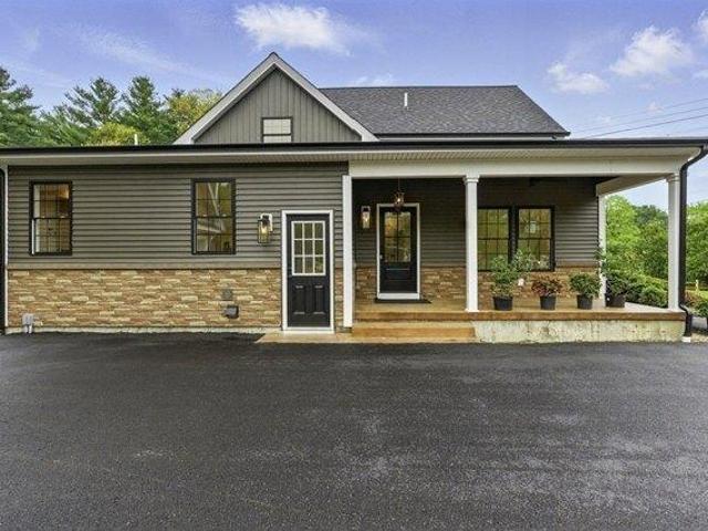 House for sale in Hopedale, Massachusetts