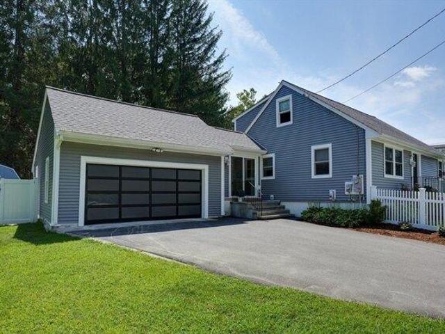 House for sale in Hopedale, Massachusetts