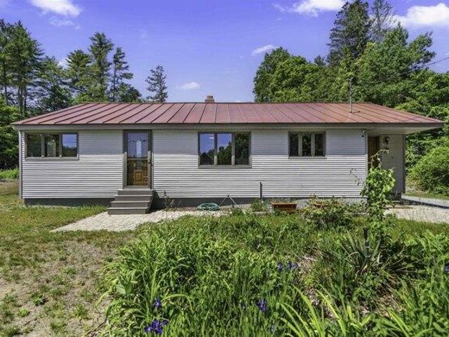 House for sale in New Hampshire