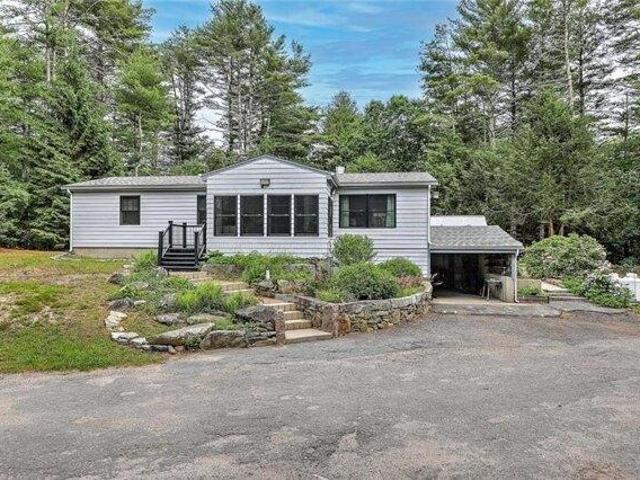 House for sale in Bradford, Rhode Island