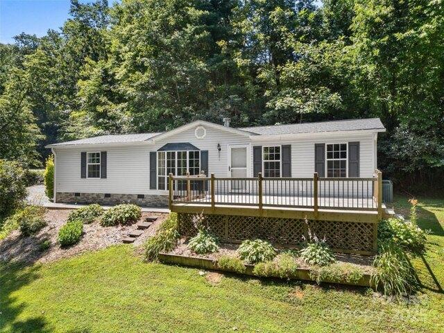 House for sale in Horse Shoe, North Carolina