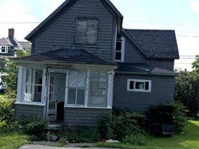 House for sale in Houlton, Aroostook County