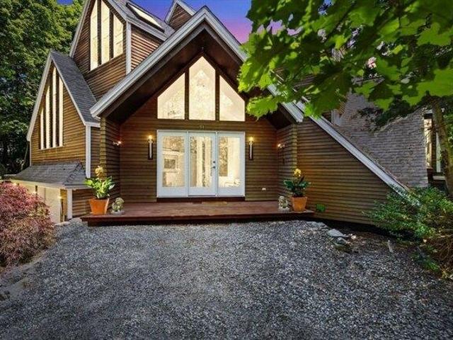 House for sale in Hudson, Massachusetts