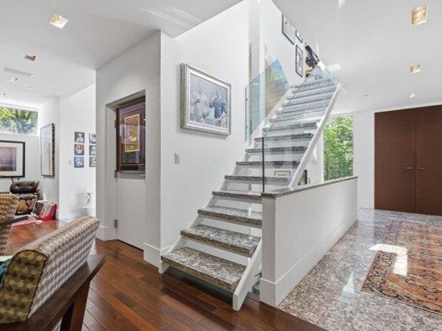 House for sale in Hudson, Middlesex County