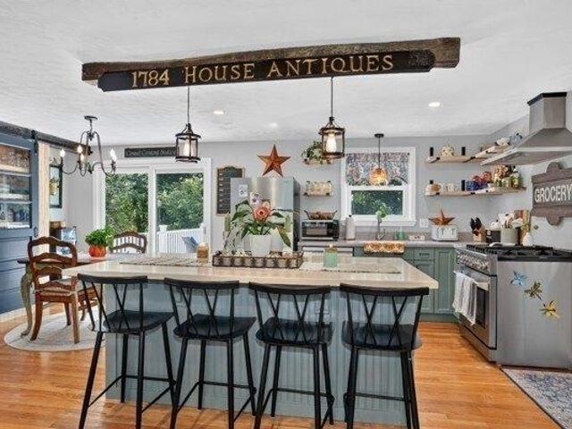 House for sale in Hudson, Middlesex County