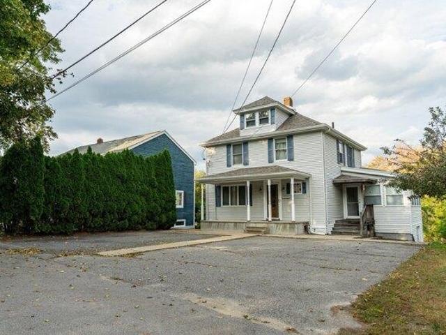 House for sale in Hudson, Middlesex County