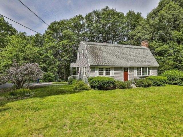 House for sale in New Hampshire