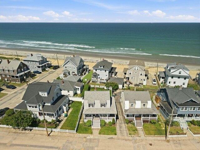 House for sale in Hull, Massachusetts