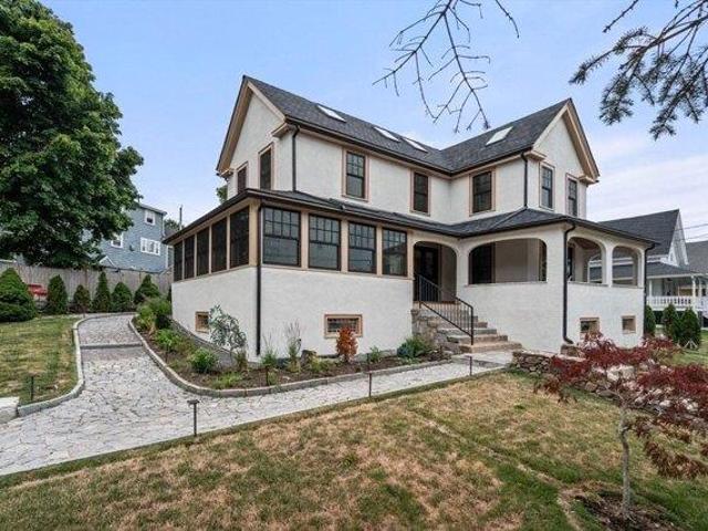 House for sale in Hull, Massachusetts