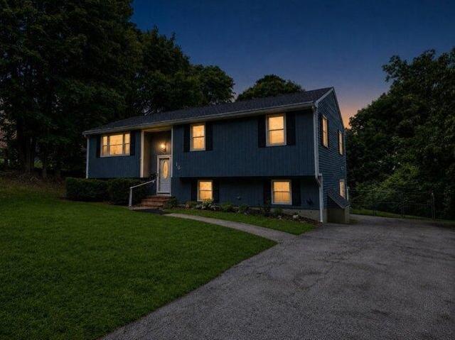 House for sale in Fort Revere, Hull