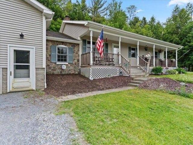 House for sale in Huntington, Vermont
