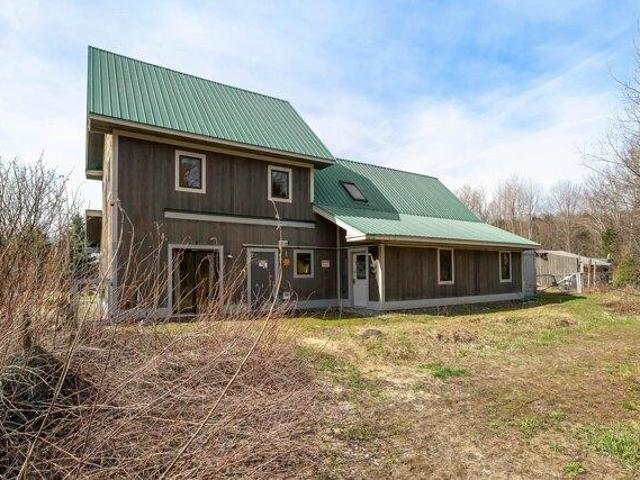 House for sale in Hyde Park, Vermont