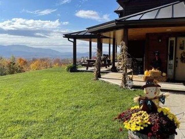 House for sale in Hyde Park, Vermont