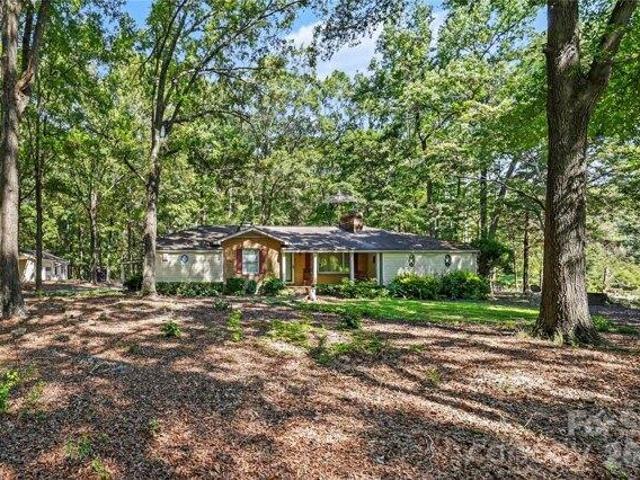 House for sale in Fairview, North Carolina