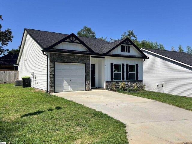 House for sale in Inman, South Carolina