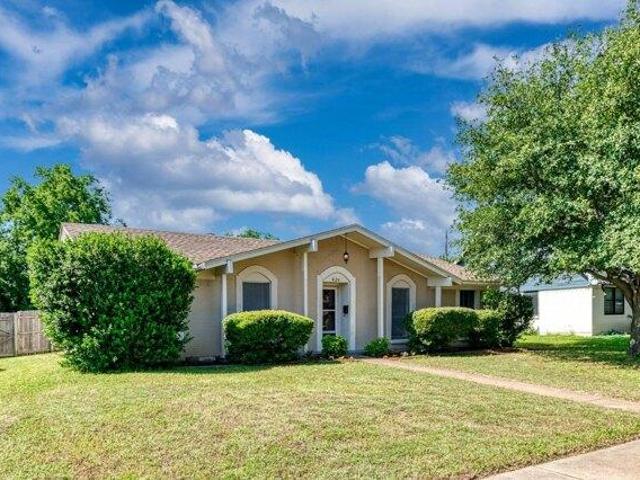 House for sale in Irving, Texas