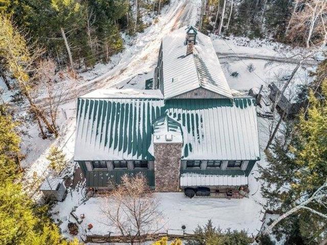 House for sale in Island Falls, Maine