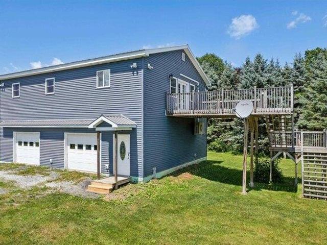 House for sale in Isle La Motte, Vermont