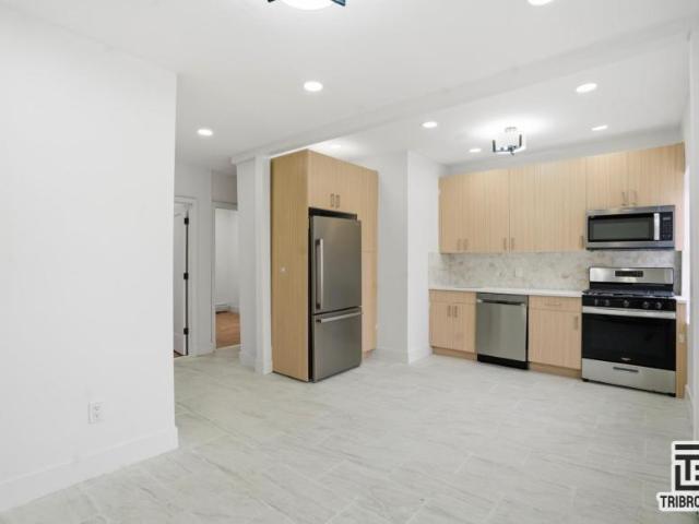 House for sale in Queens, Arverne