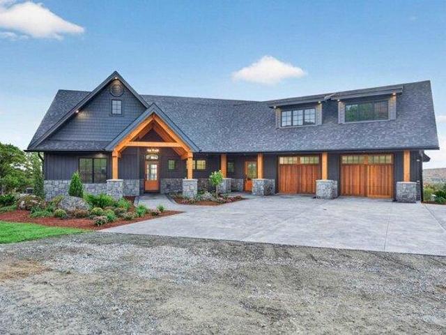 House for sale in Jefferson, Coös County