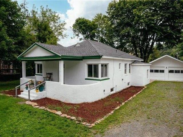 House for sale in New York
