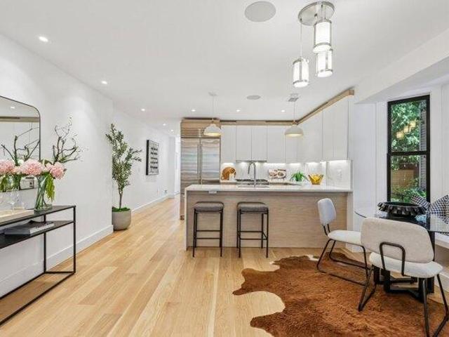 House for sale in Hudson, New Jersey