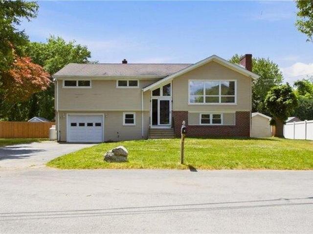 House for sale in Johnston, Rhode Island