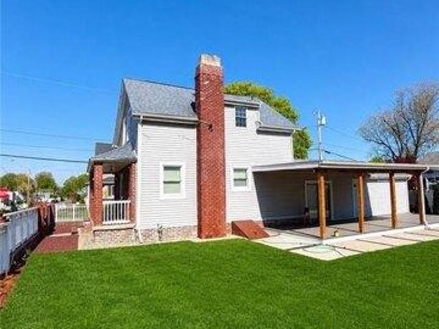 House for sale in Johnston, Rhode Island
